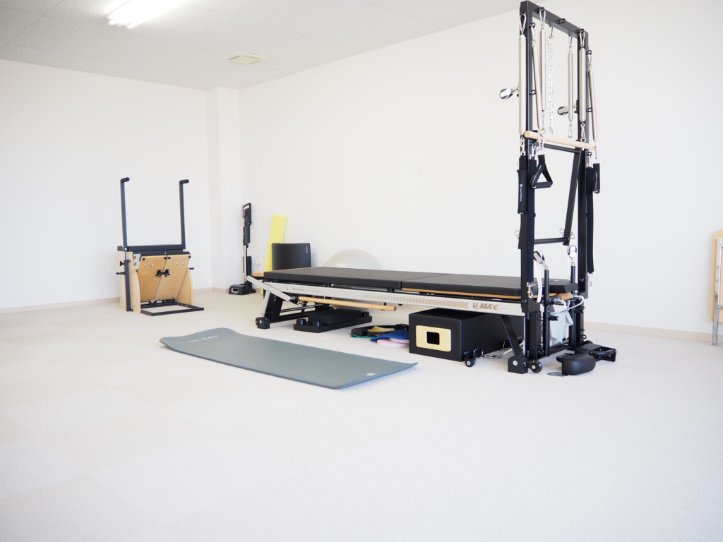 meme pilates スタジオ全景